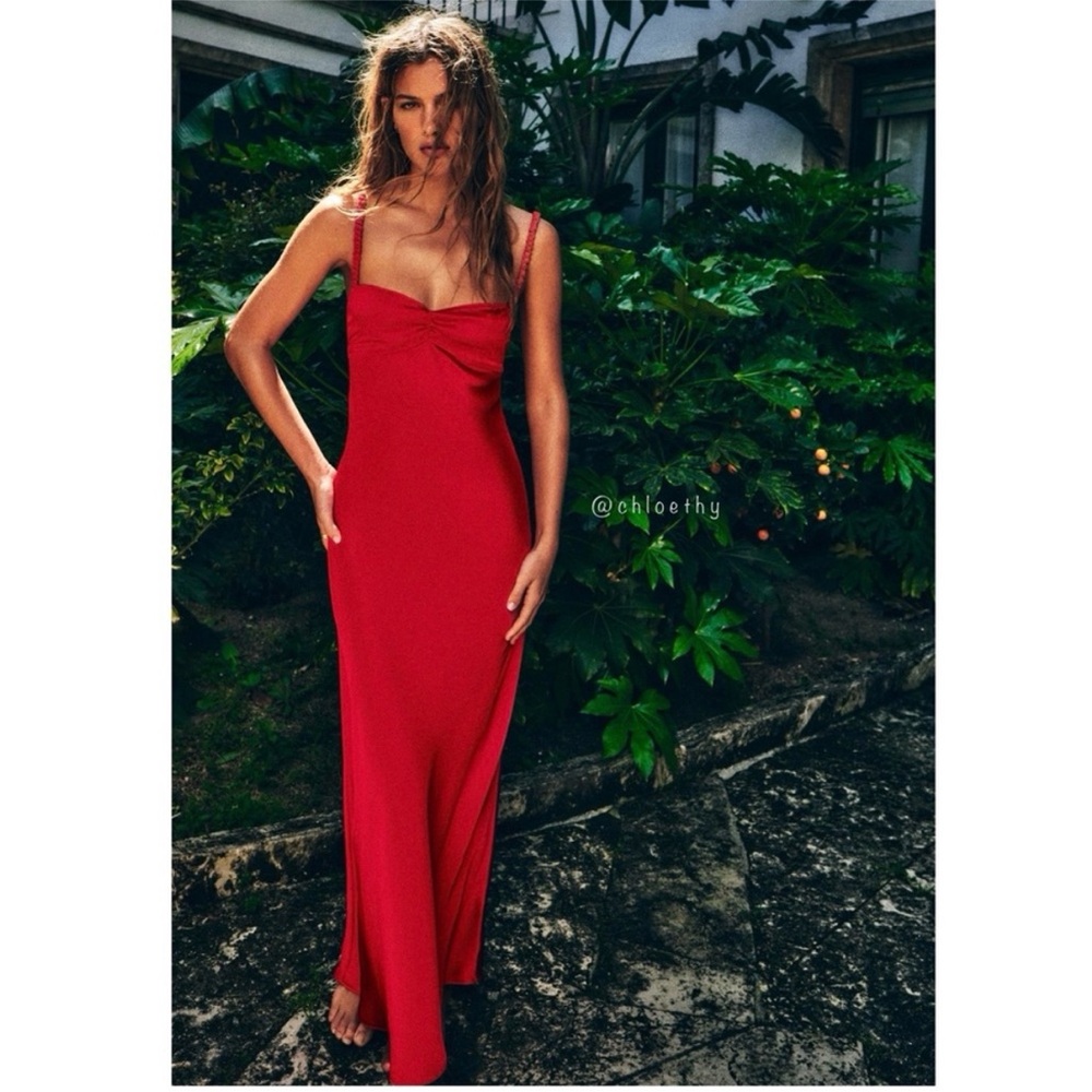 Elegant Red Satin Evening Dress Size Large